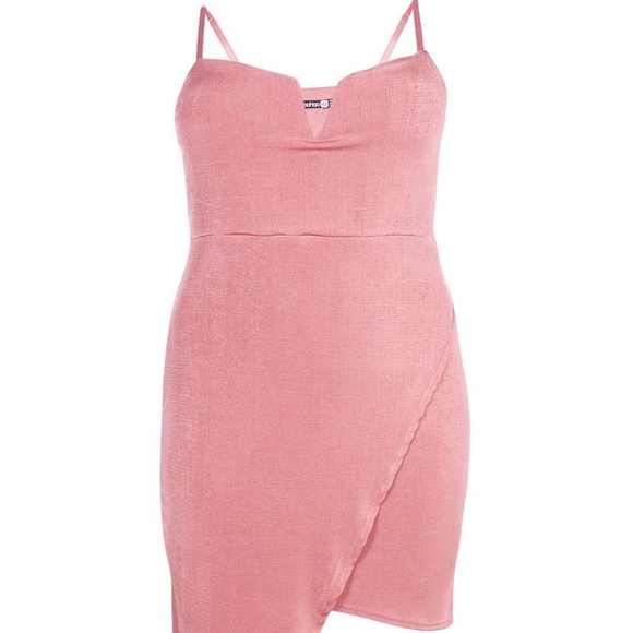 boohoo Rose Pink Plus Lois Asymmetric Midi Dress - Picture 3 of 5